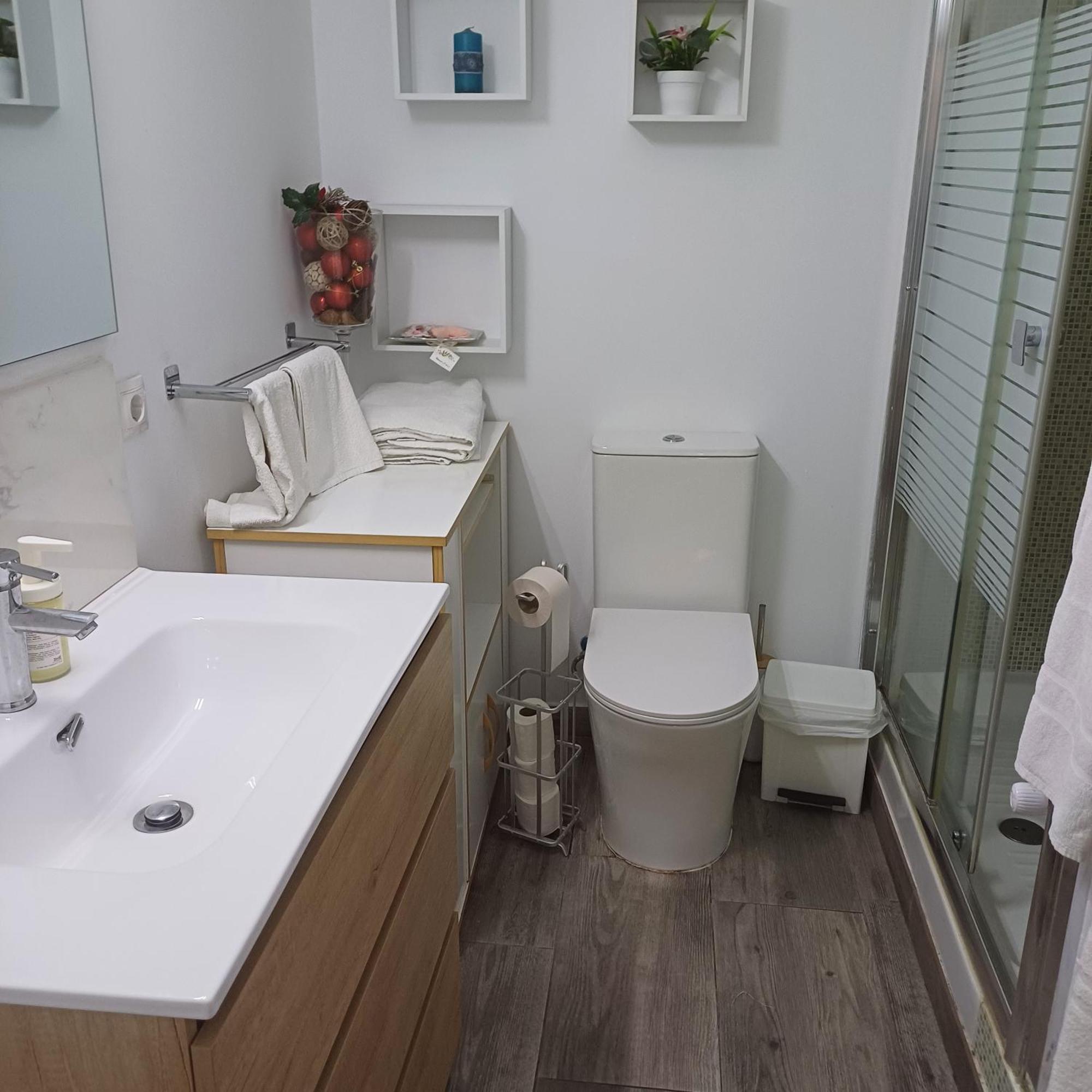Apartamento En 1ª Linea De Mar En 萨洛 外观 照片